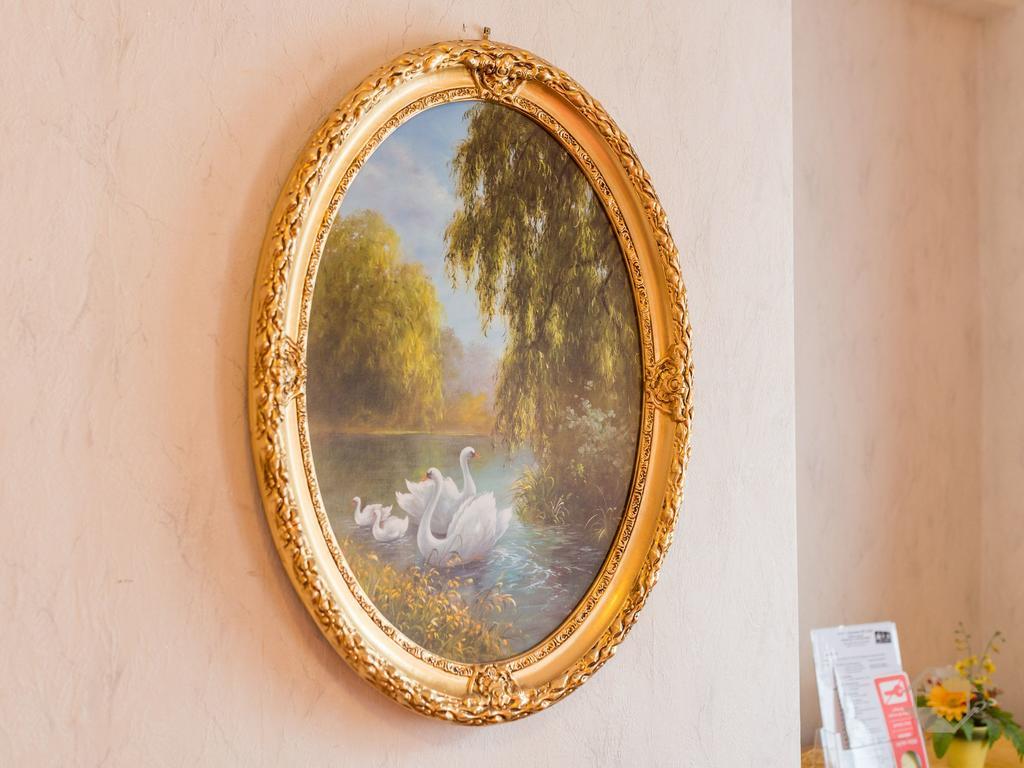 Hotel Restaurant Alte Linde Bad Wildbad Exterior photo